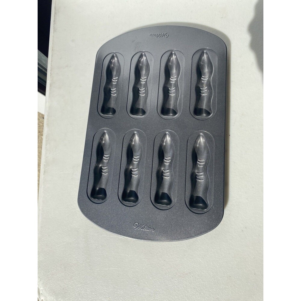 Wilton Witch Fingers Pan Halloween Treat Cake Candy Mold Nonstick 8 Cavity